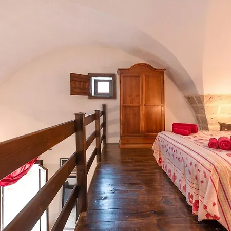 La Corte Dei Templari Nicola Holiday home Maruggio